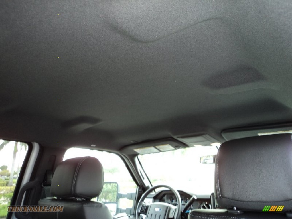 2015 F550 Super Duty Lariat Crew Cab 4x4 Chassis - Ingot Silver Metallic / Black photo #26