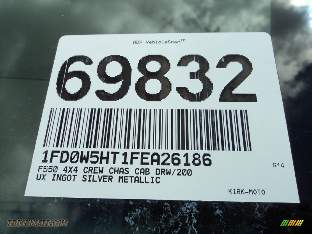 2015 F550 Super Duty Lariat Crew Cab 4x4 Chassis - Ingot Silver Metallic / Black photo #39