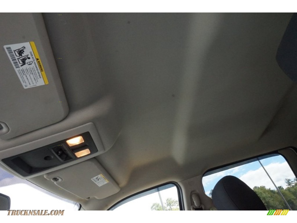 2012 Ram 2500 HD SLT Crew Cab 4x4 - Bright White / Dark Slate/Medium Graystone photo #10