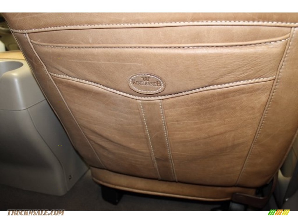 2003 F150 King Ranch SuperCrew 4x4 - Oxford White / Castano Brown Leather photo #25