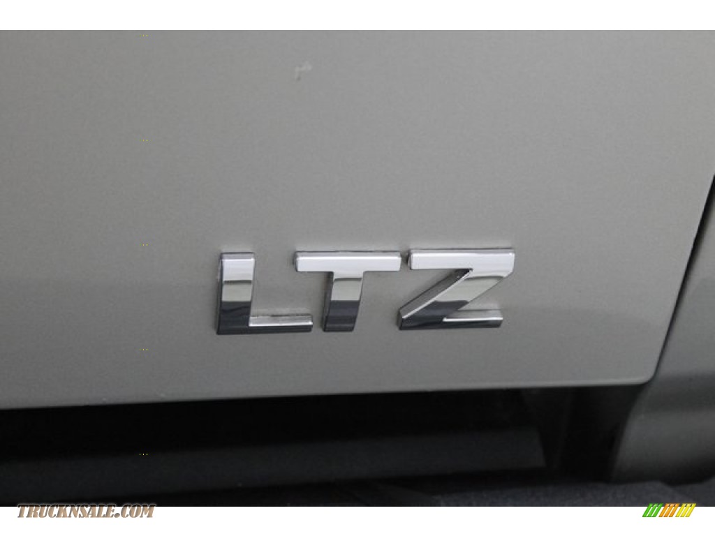 2007 Silverado 1500 LTZ Crew Cab 4x4 - Silver Birch Metallic / Light Titanium/Ebony Black photo #10