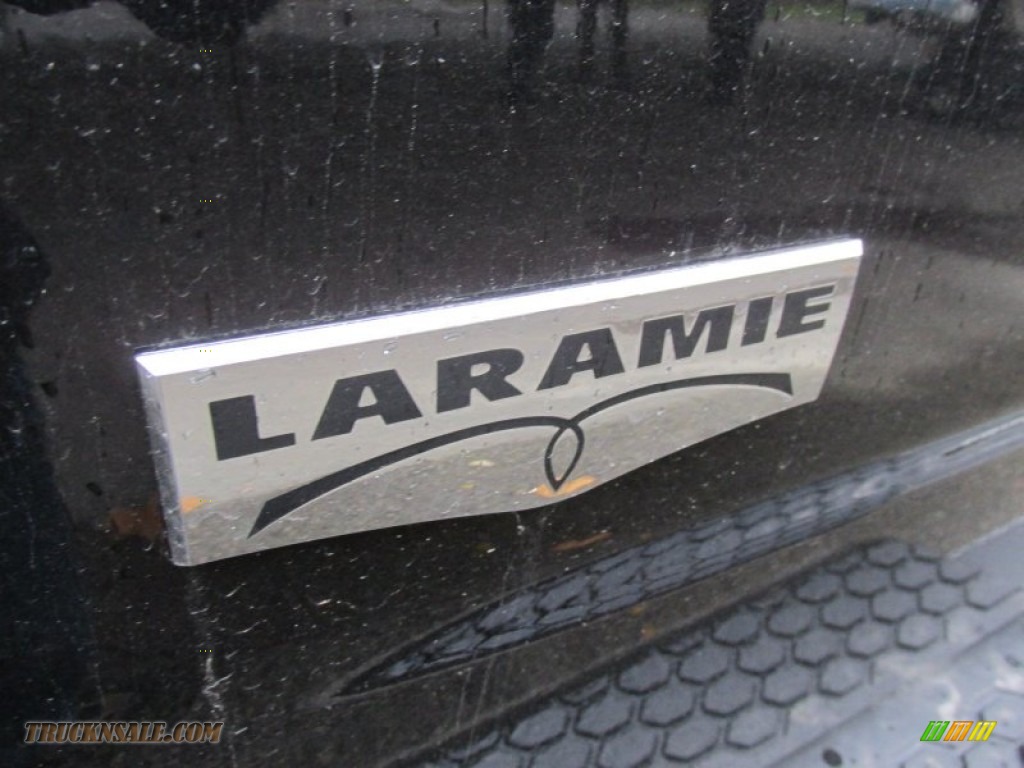 2011 Ram 3500 HD Laramie Crew Cab 4x4 Dually - Brilliant Black Crystal Pearl / Light Pebble Beige/Bark Brown photo #6