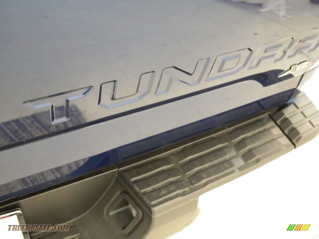 2015 Tundra SR5 Double Cab - Blue Ribbon Metallic / Graphite photo #8