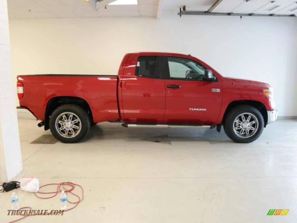 Radiant Red / Graphite Toyota Tundra SR5 Double Cab