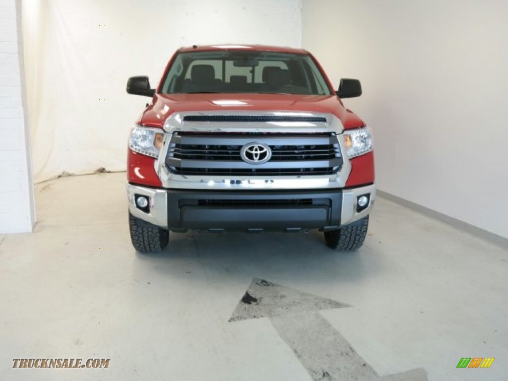 2015 Tundra SR5 Double Cab - Radiant Red / Graphite photo #5
