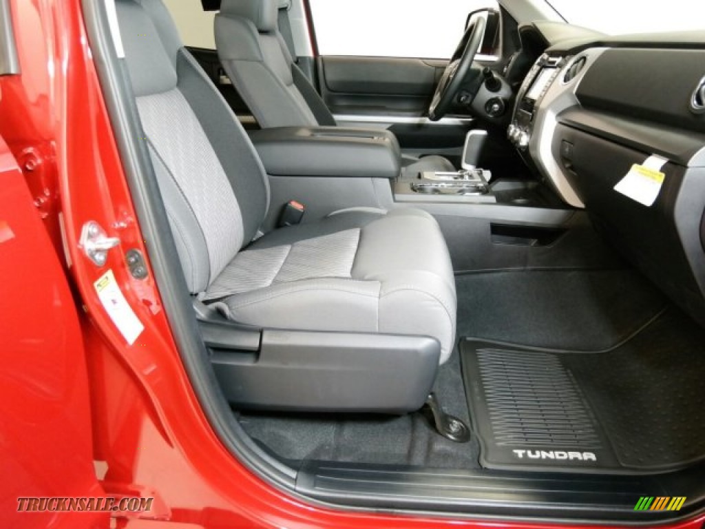 2015 Tundra SR5 Double Cab - Radiant Red / Graphite photo #9