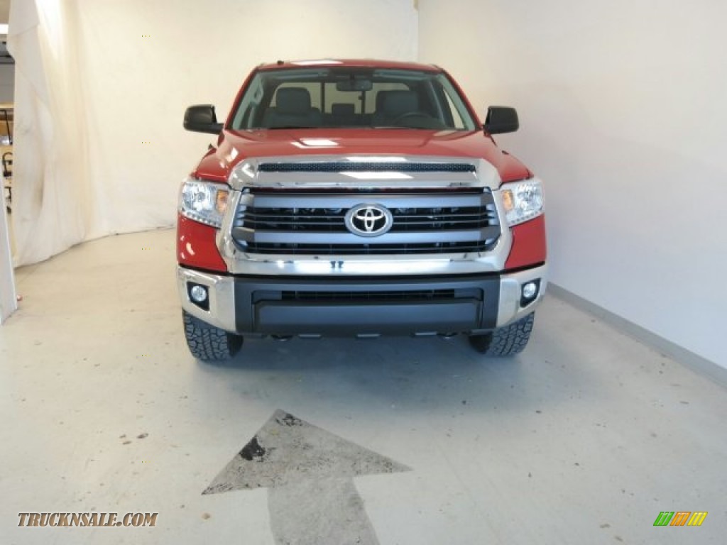 2015 Tundra SR5 Double Cab - Radiant Red / Graphite photo #5