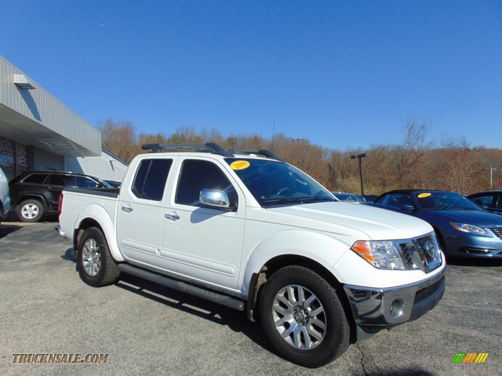 Avalanche White / Steel Nissan Frontier LE Crew Cab 4x4