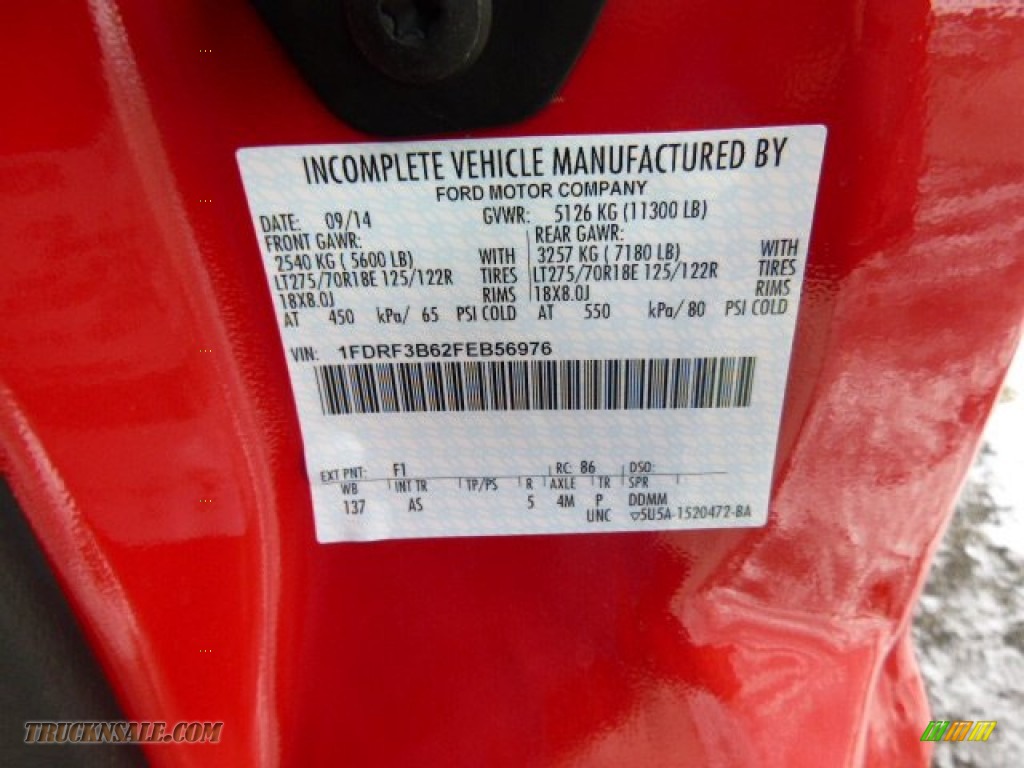 2015 F350 Super Duty XL Regular Cab 4x4 Utility - Vermillion Red / Steel photo #20