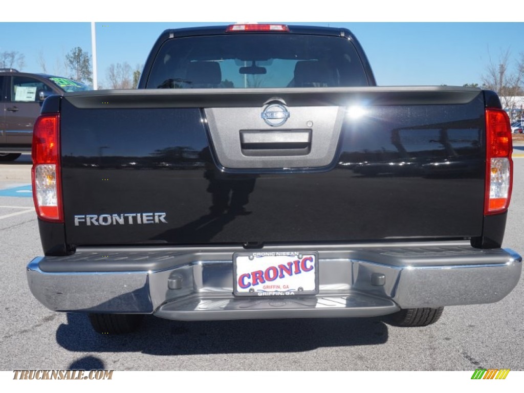 2015 Frontier S King Cab - Super Black / Graphite photo #4