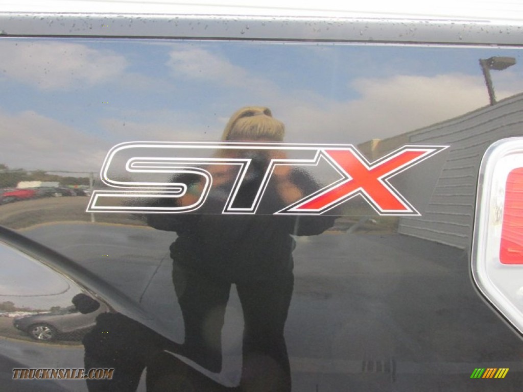 2014 F150 STX SuperCab - Tuxedo Black / Steel Grey photo #16